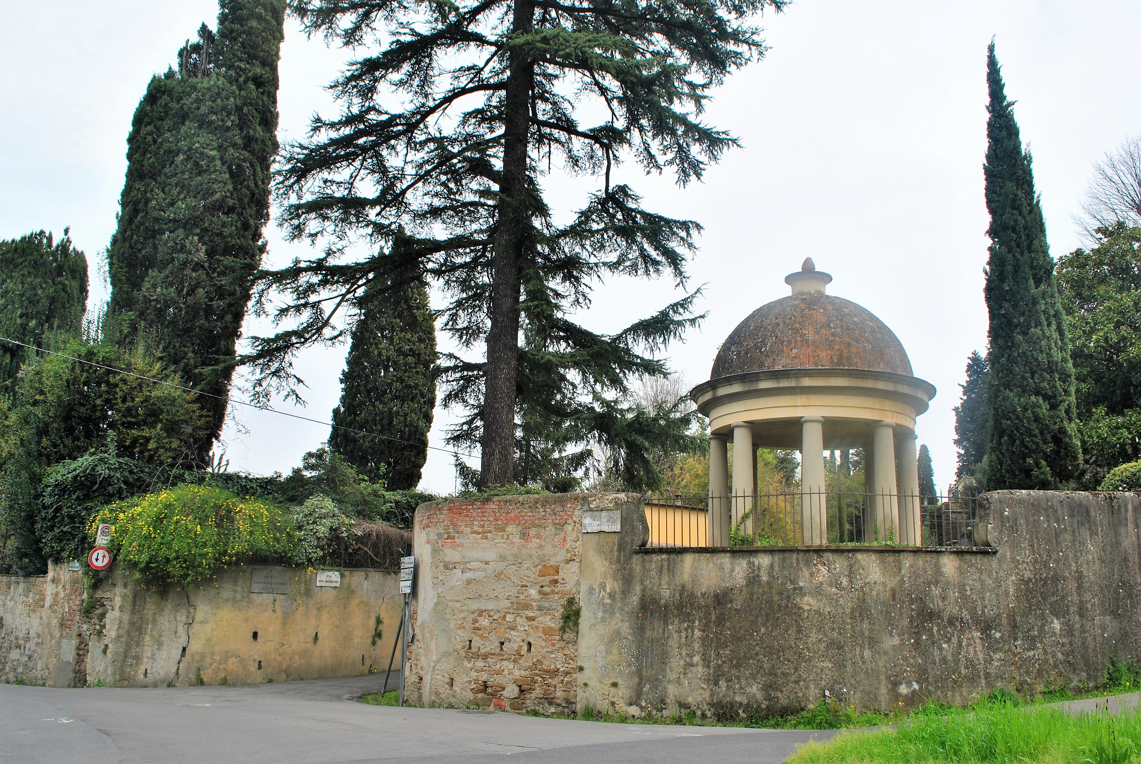 external image III_Villa%20dell'Ombrellino,%20Firenze,%20Italy_2%20(2).JPG